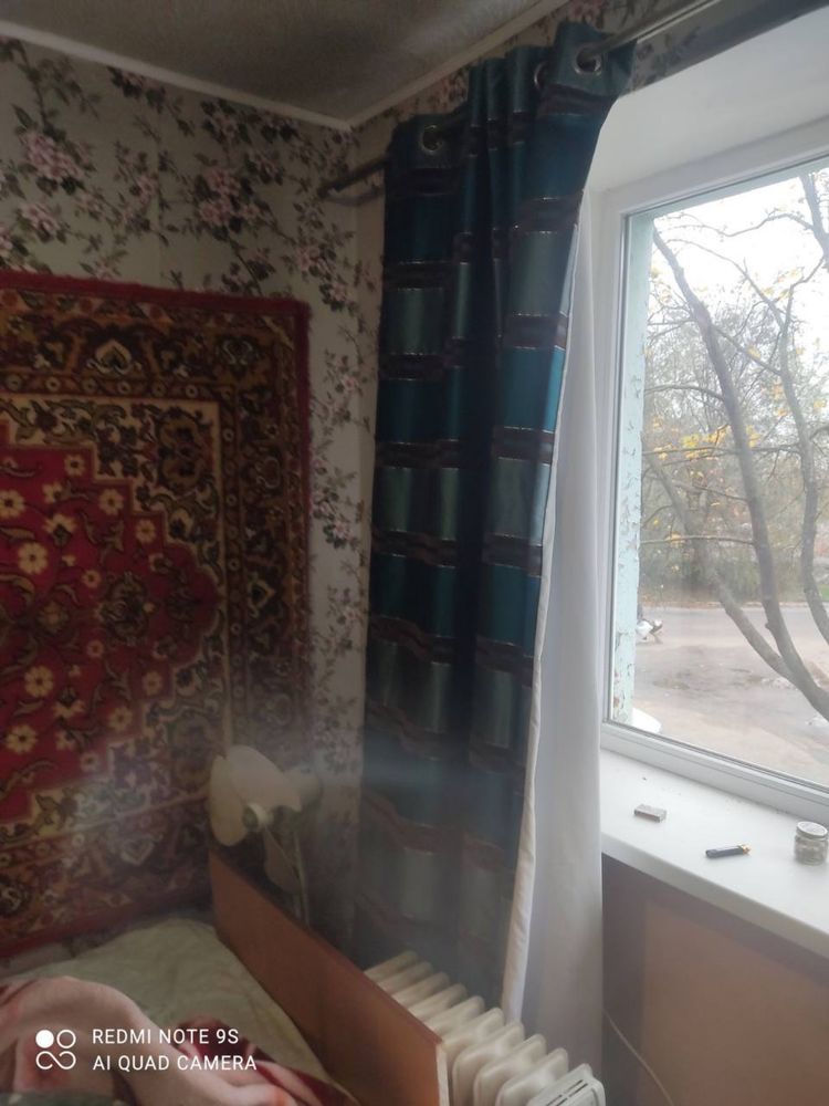 Продаж кімнати по вул.Осіння лівий берег.