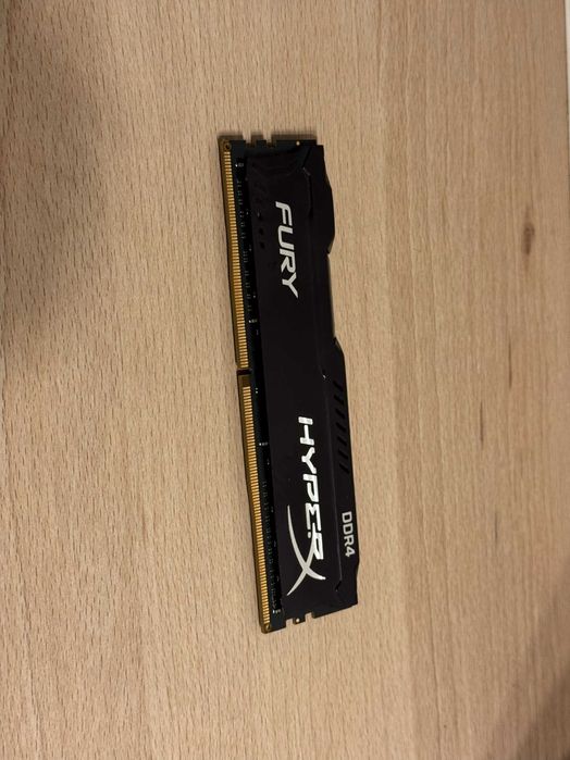 Pamięć RAM DDR4 16 GB Kingston HyperX 3000 CL 16