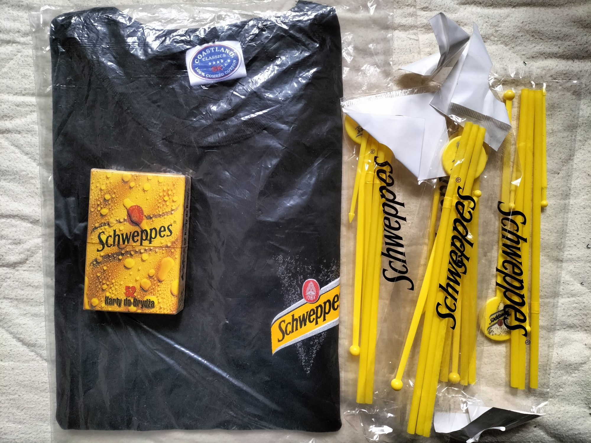 Gadżety Pepsi Schweppes koszulka T-shirt karty do brydża mieszadełka