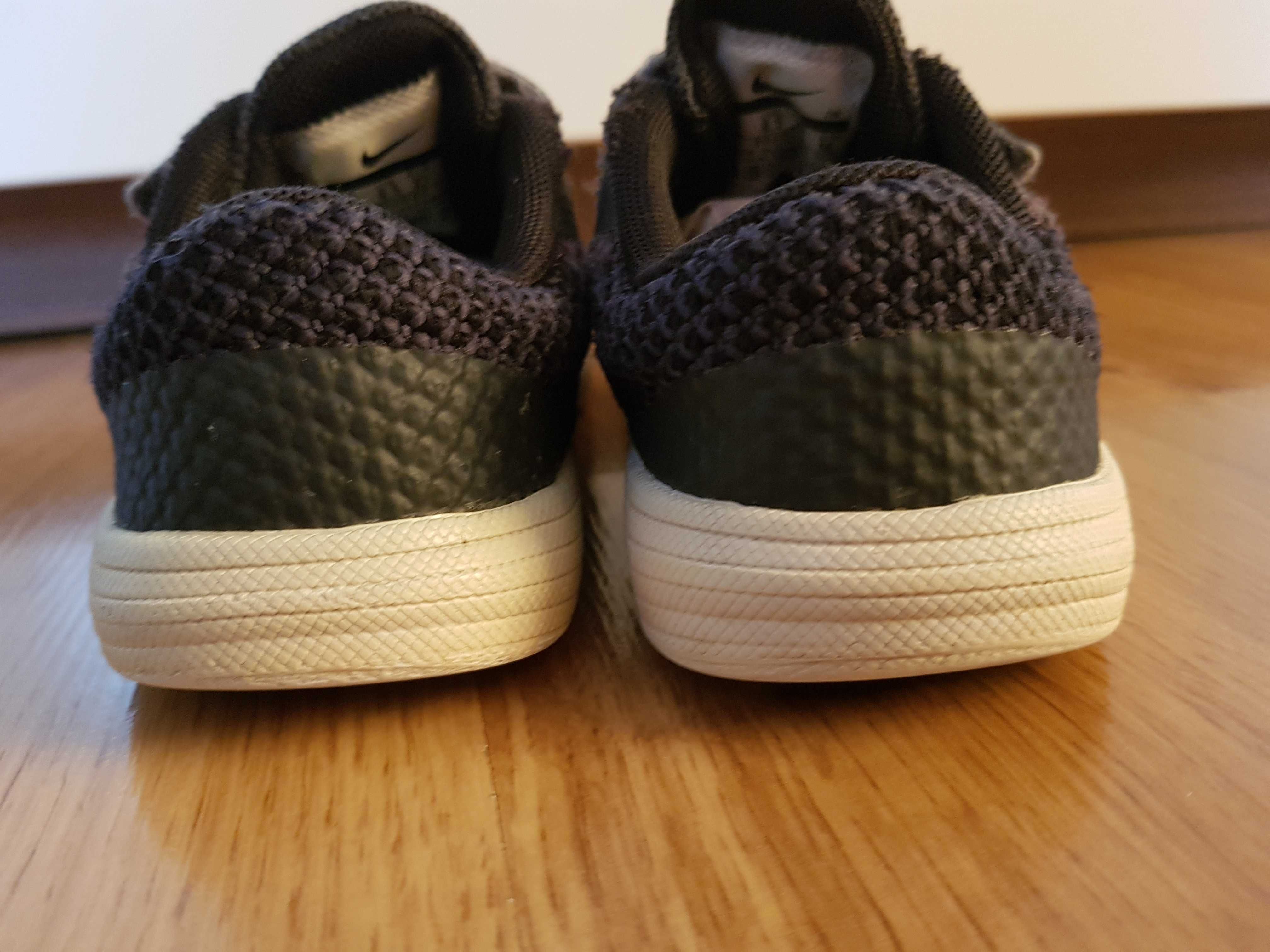 Czano-szare buty Nike 27