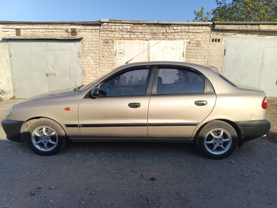 Ланос 1.5 2004г,газ/бензин.