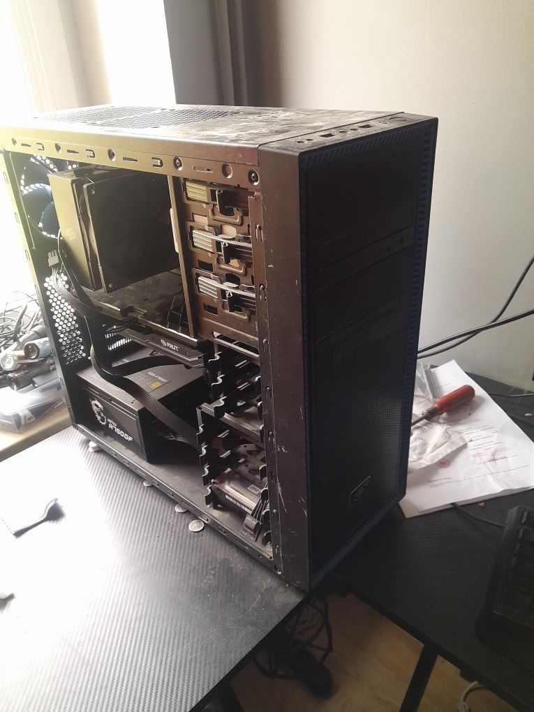 Komputer gamingowy ryzen5 rtx4070