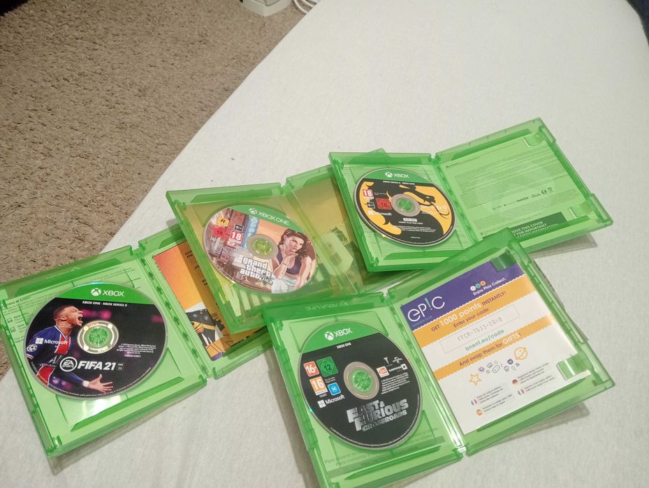Vendo conjunto de 4 jogos Xbox One