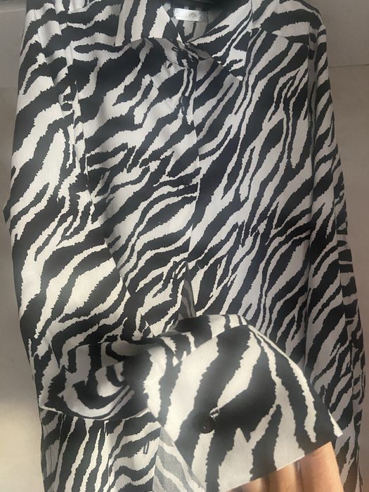 Костюм анімалістичний принт штані блуза в піжамному стилі