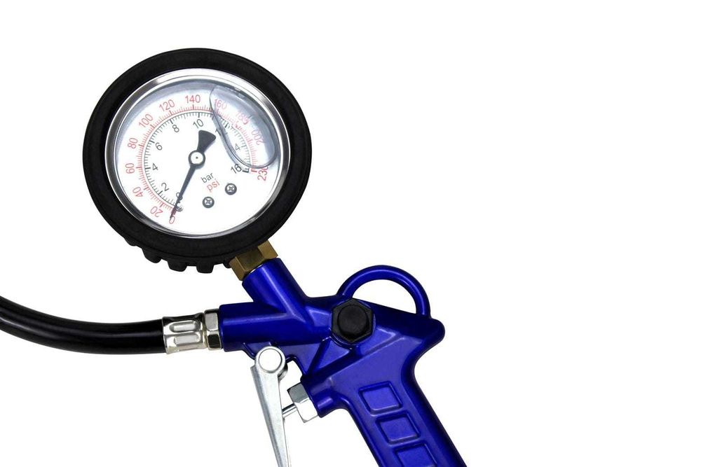 Pistolet do pompowania kół