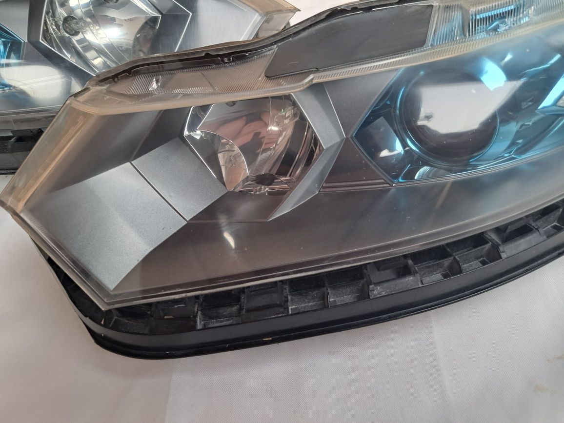 Lampy  Przednie Honda Insight Xenon 2009 r