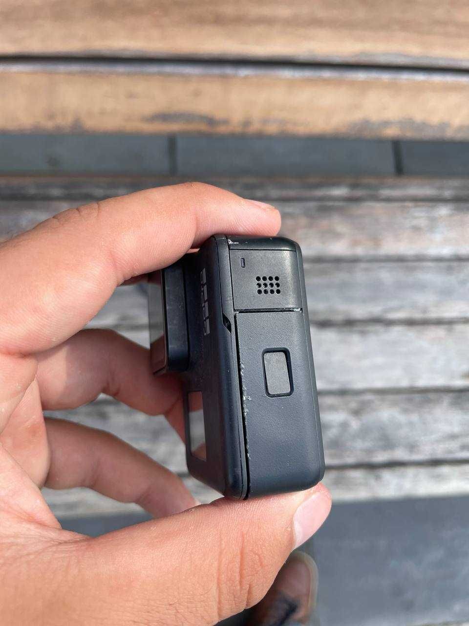 Екшн камера GoPro HERO7 Black з комплектом