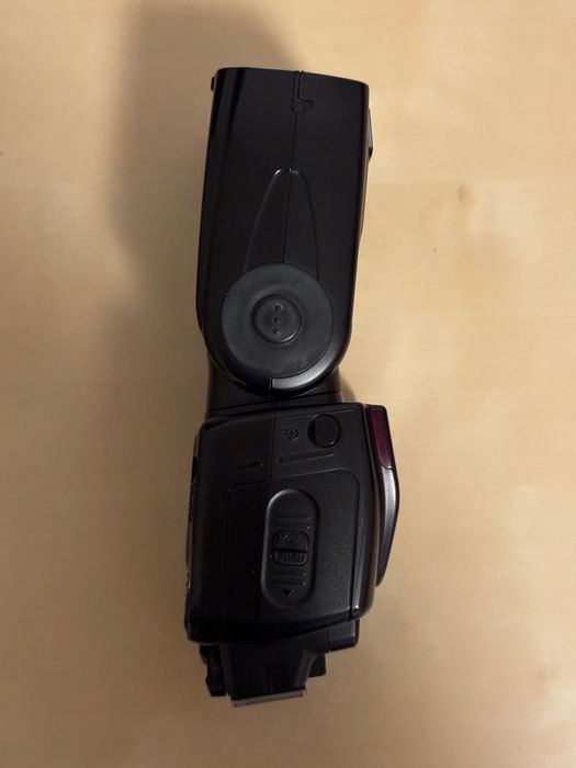 Flash Nikon SB700