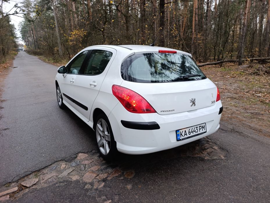 Пежо 308 автомат, клімат,панорама