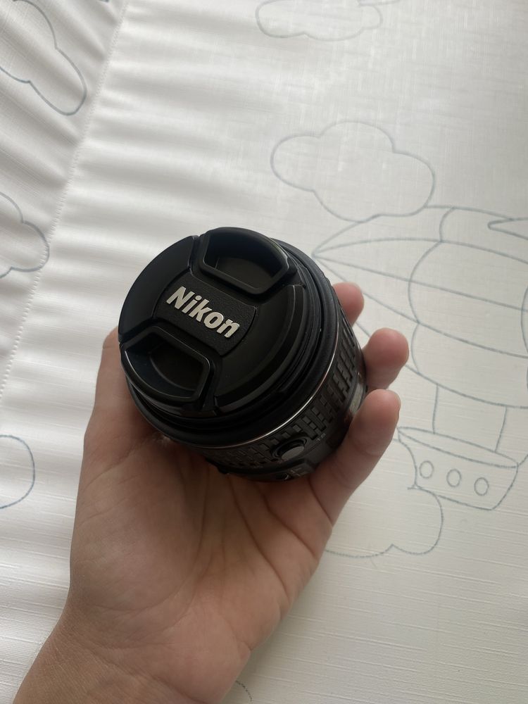 Обьектив Nikon Nikkor Af-S 18-55 f3,5-5,6 VR DX