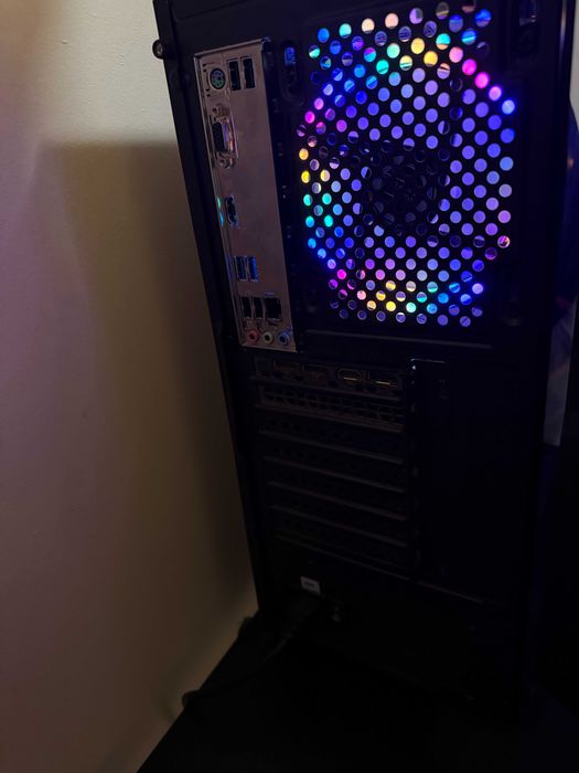 Komputer GeForce 2060 z i5-10400F