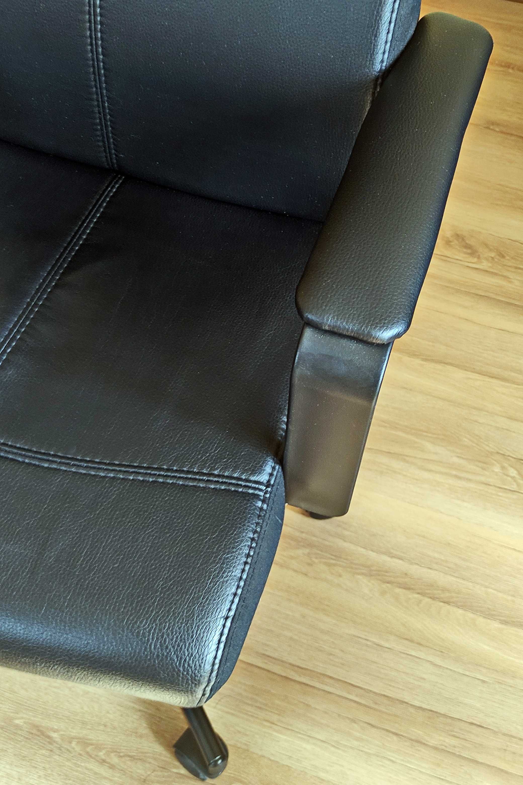 Fotel obrotowy Ikea Millberget - czarna skóra - jak nowy