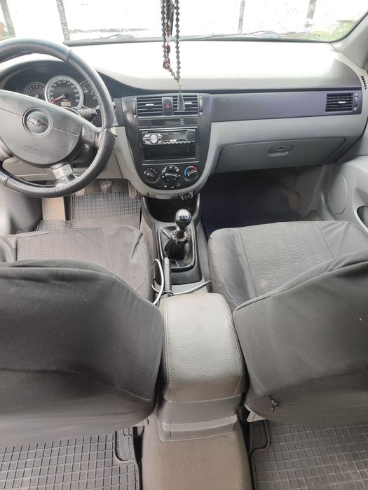 Сhevrolet laccetti 2012 рік 1.8 бензин