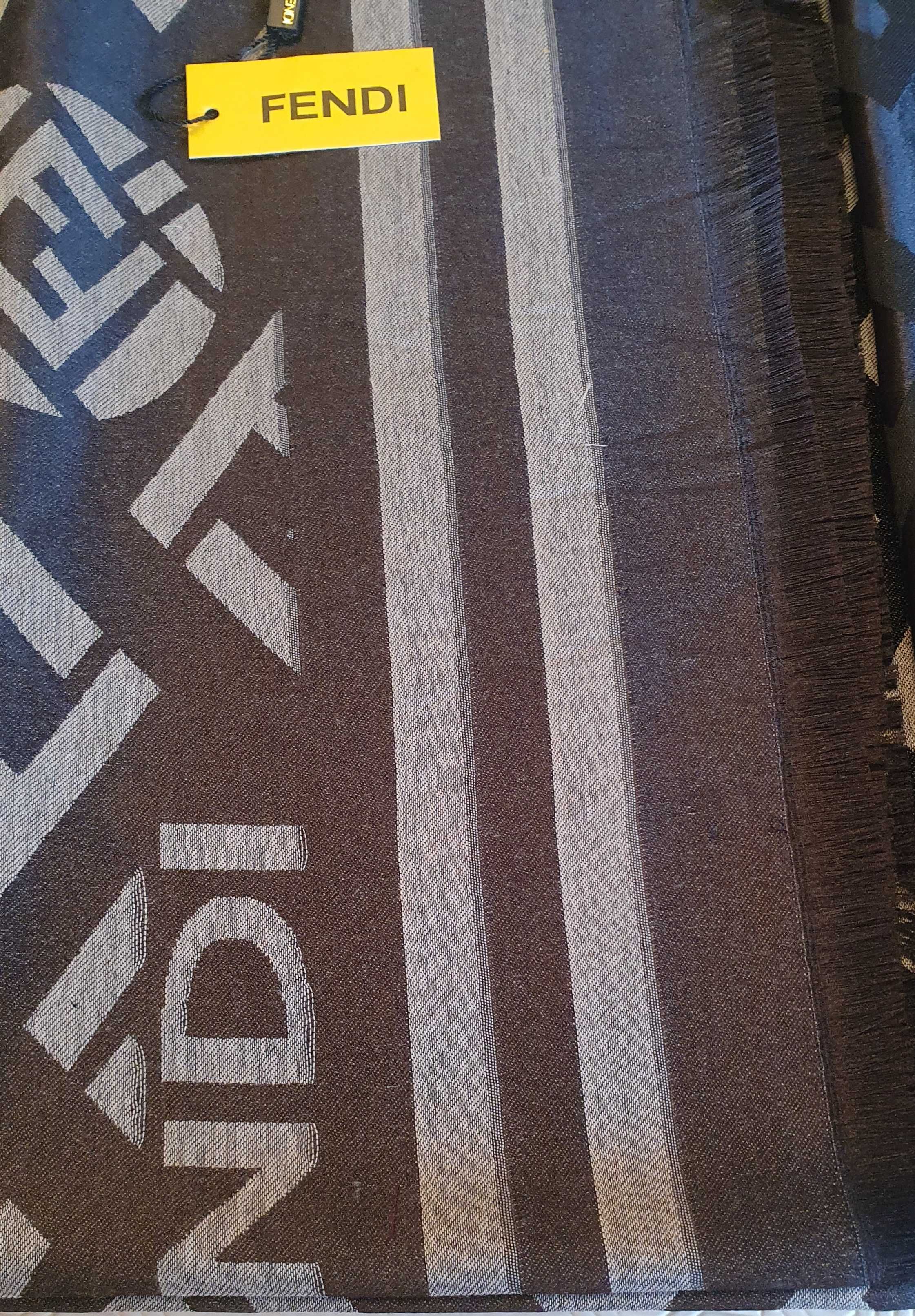 Echarpes da FENDI em Seda