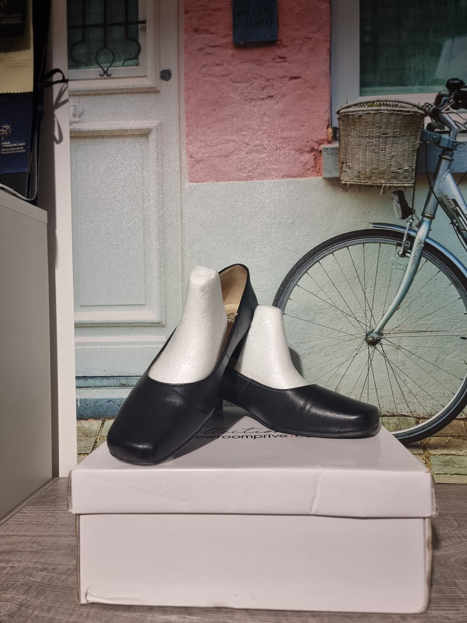 Sapatos traje académico 38 pele preta novos