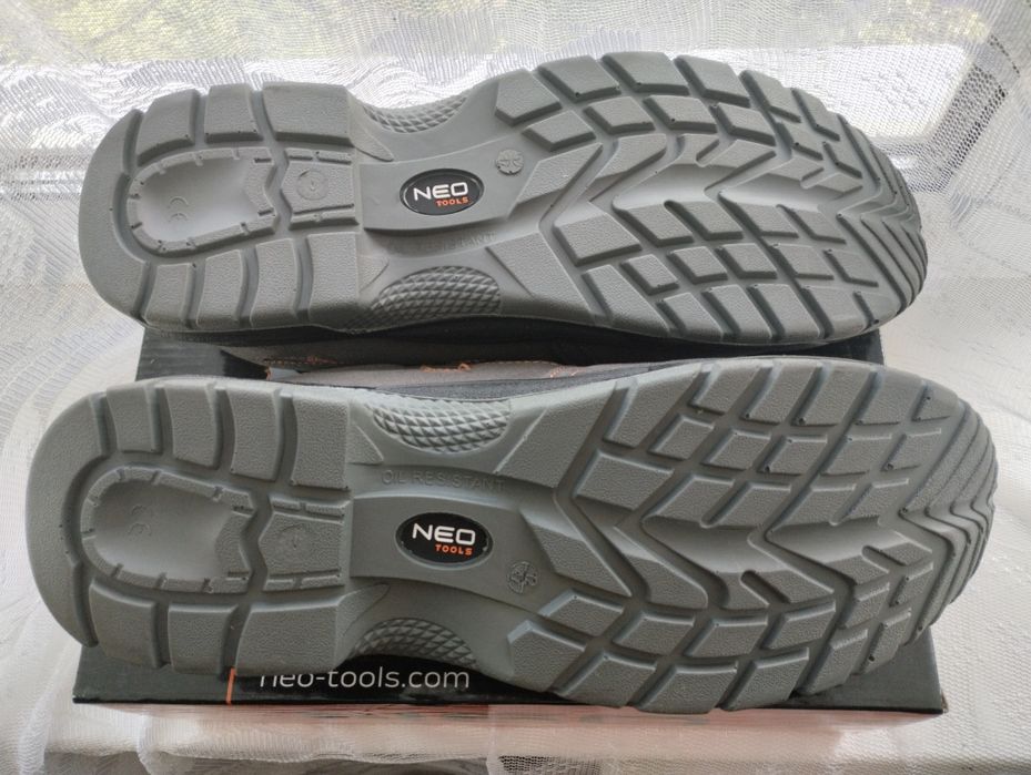 Робочі сандалі 47 р. NEO