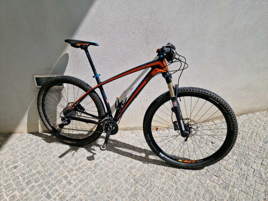 KTM Aera Comp 29 Carbono