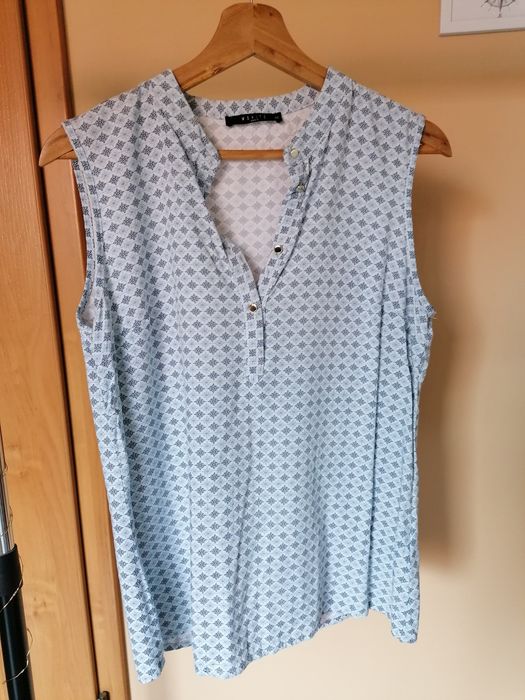 Niebieska bluzka Mohito