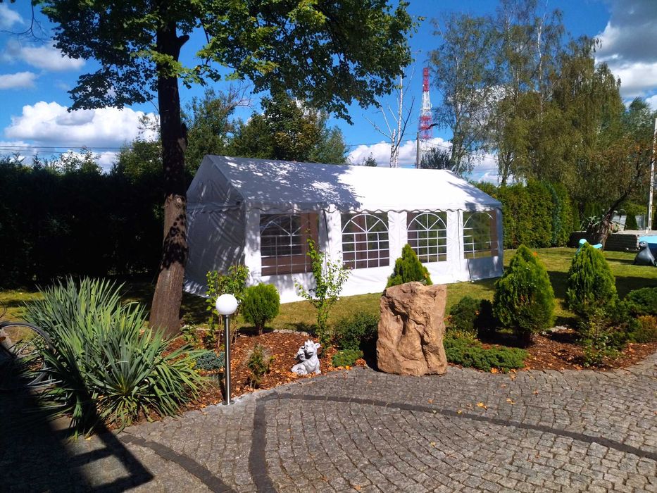 Wynajem Namiotów, podłoga drewniana, namioty na wesela, stoły, krzesła