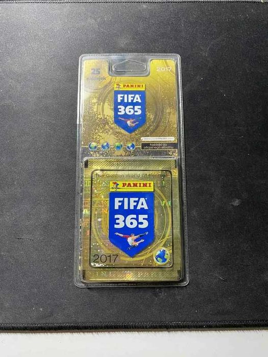 Blister z naklejkami panini fifa 365  2017