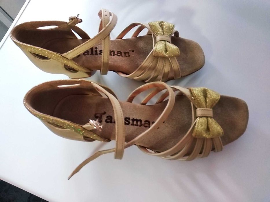 Туфлі (босоніжки) танцювальні бальні