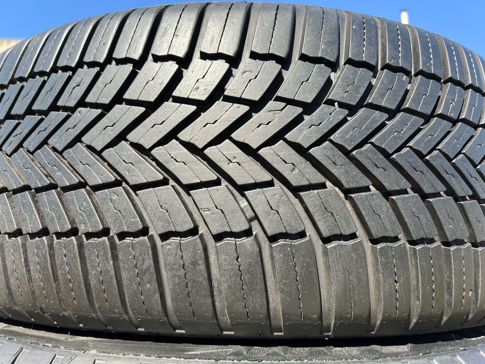 Шини 225/50 R18 Bridgestone WeatherControl A005 резина бу вссезонна