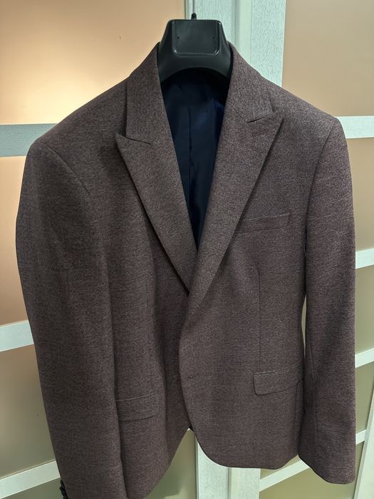 Стильний чоловічий піджак у відмінному стані