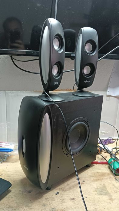 Última oportunidade colunas pc com subwoofer