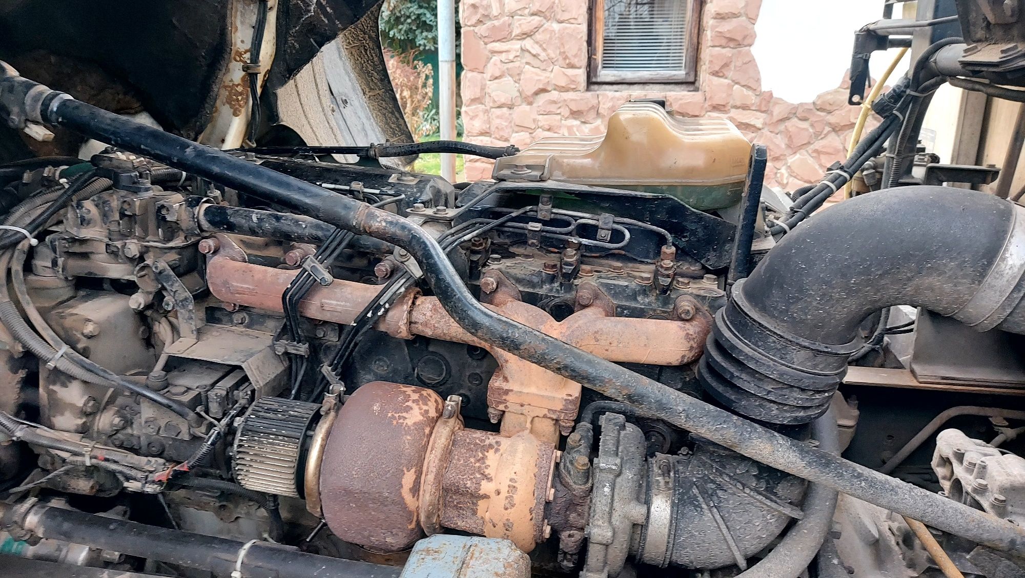 Запчастини Volvo Fl6 220