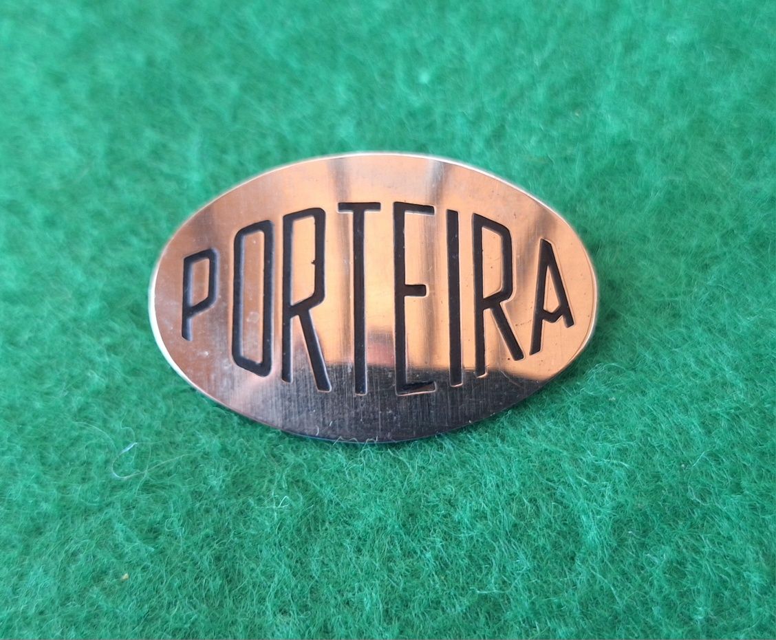 Cracha porteiro e porteira