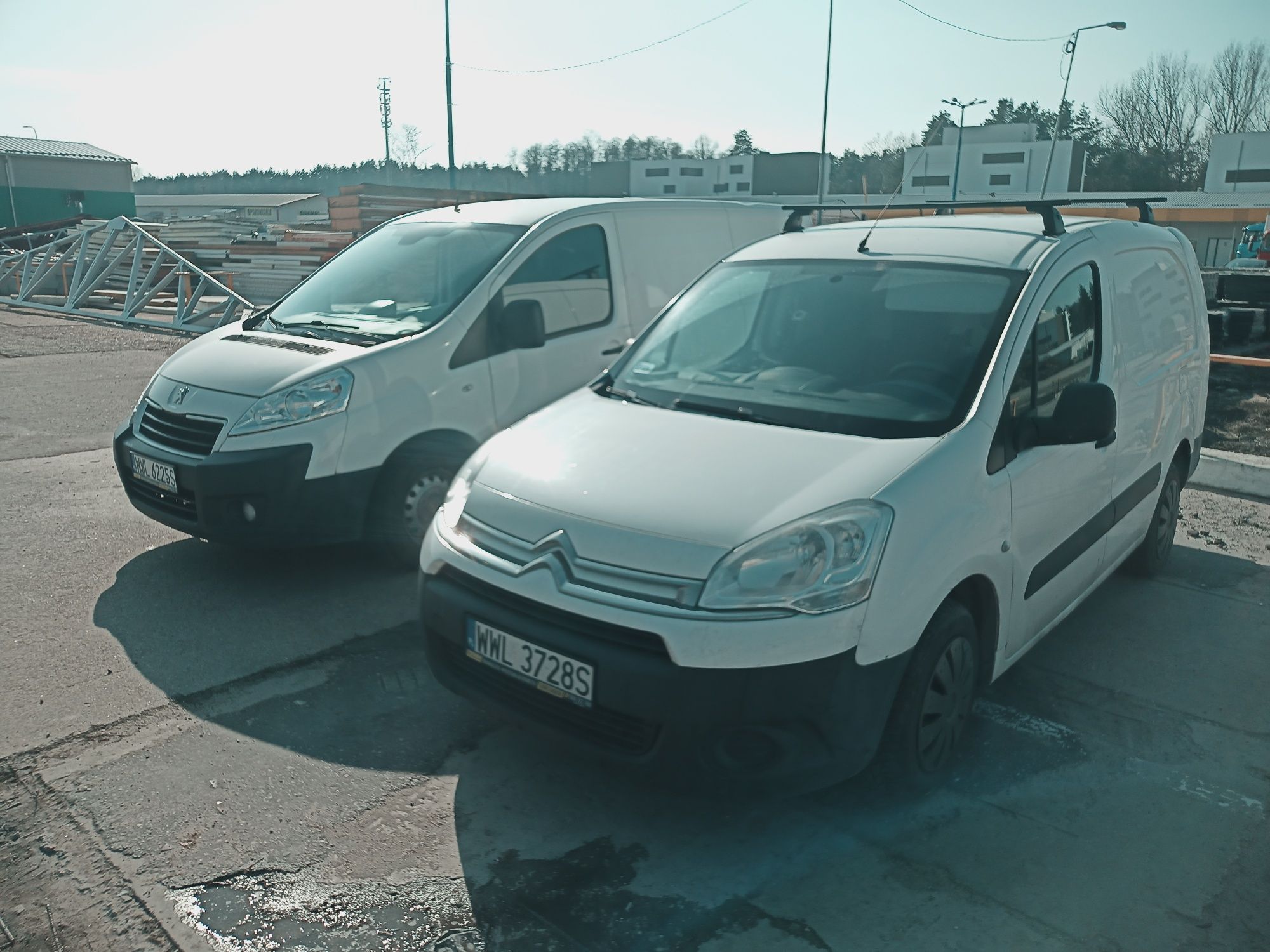 Wynajem busa dostawczy Caddy, Traffic, Master, Boxer