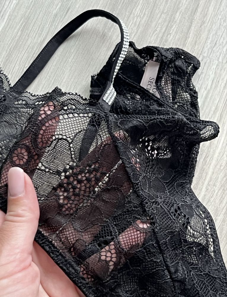 Victoria’s Secret трусики стрінги з камінцями, оригінал!