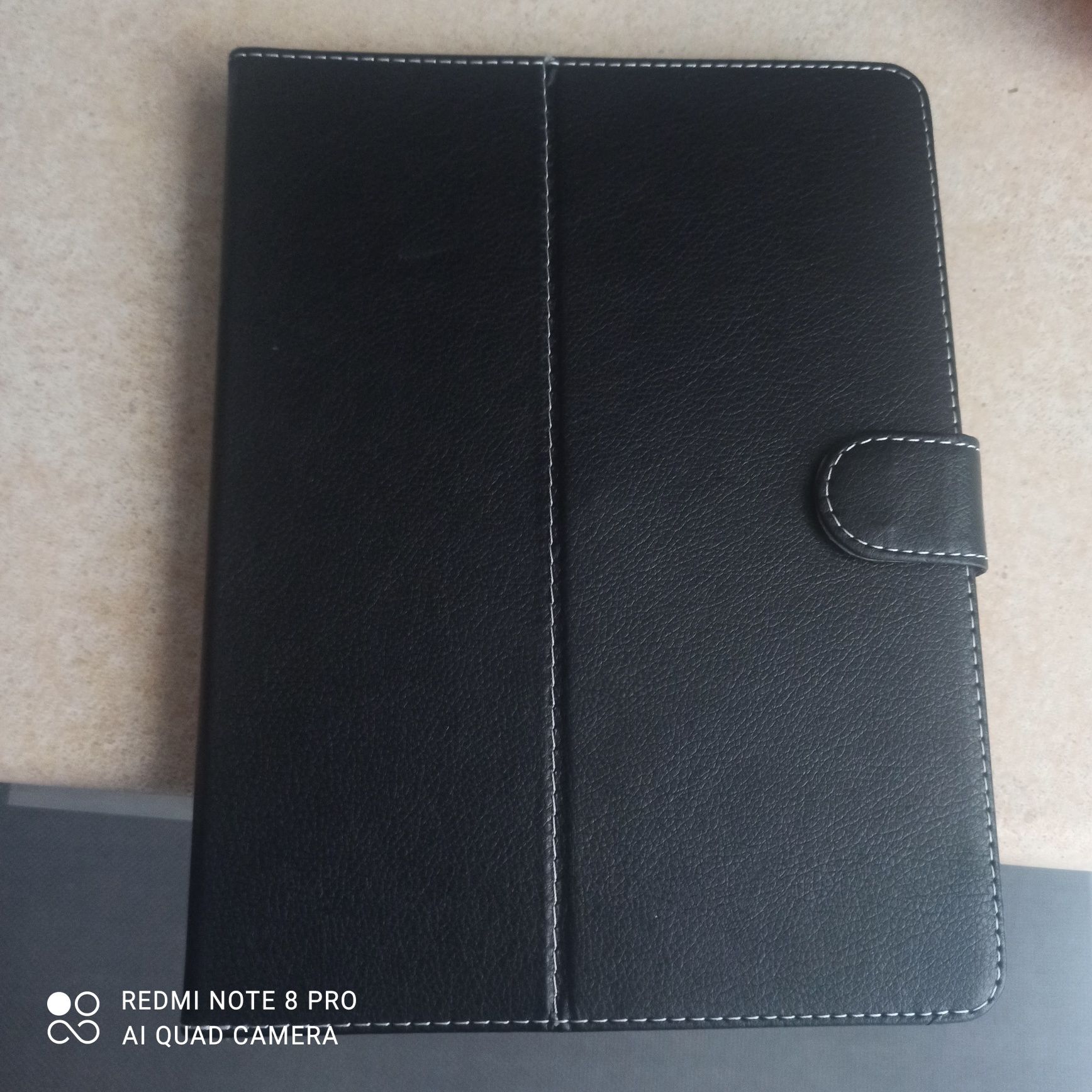 Etui tablet 10 stan bdb