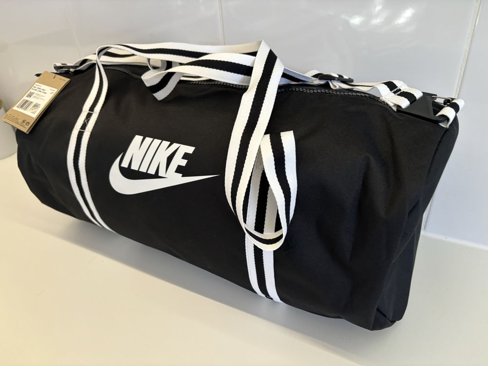 Torba nike air gym 30l fittnes max