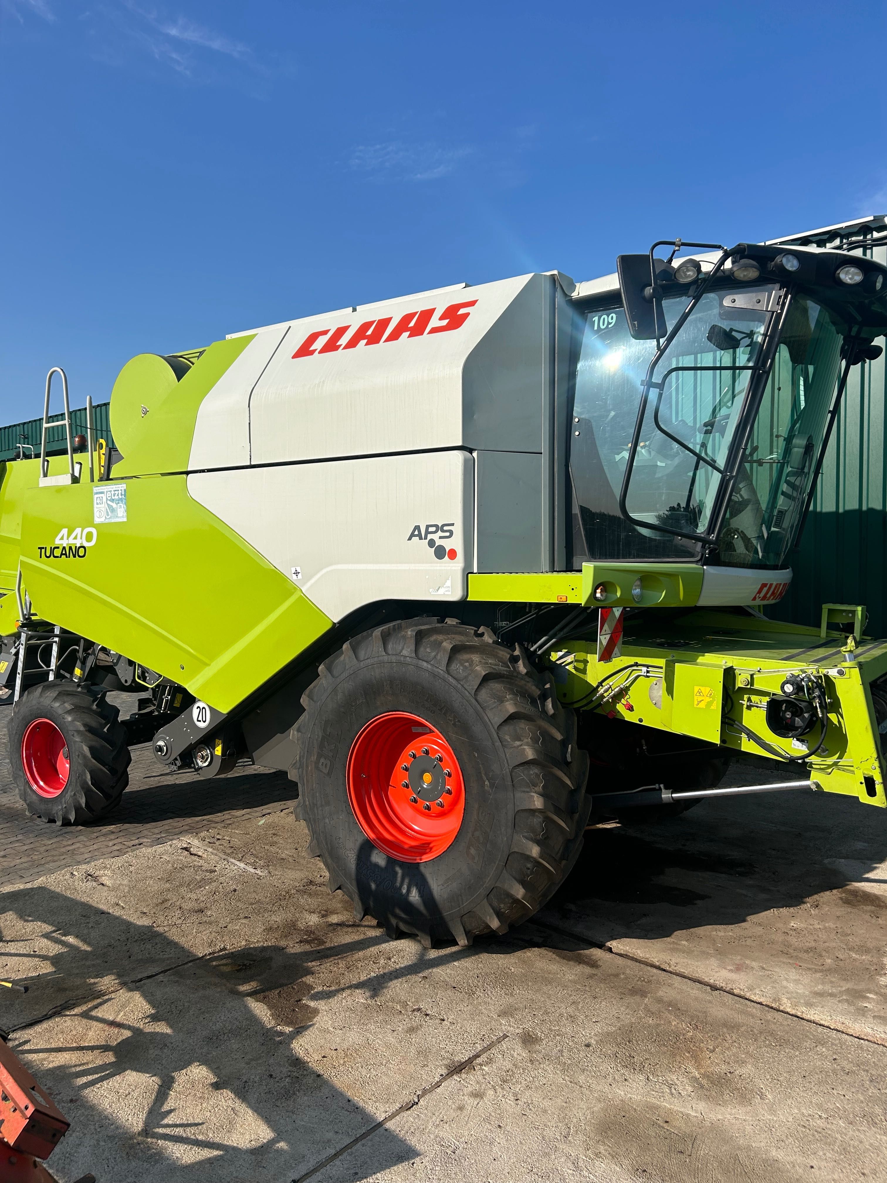 Claas Lexion, Tucano 440,450