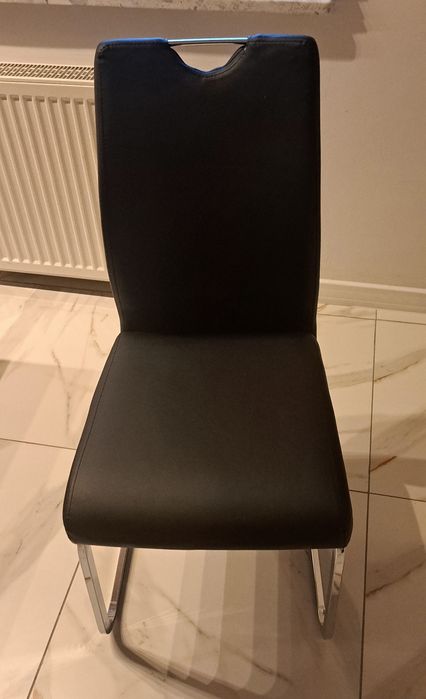 Krzesła do jadalni