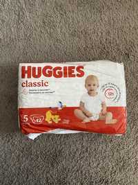 Подгузники памперсы Huggies classic 5 (11-25кг)