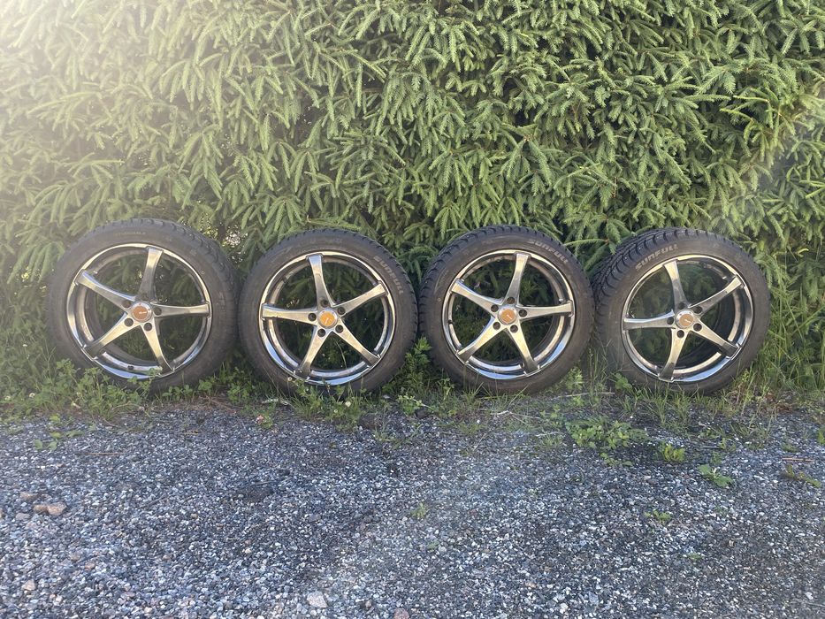 Продам оригінальні диски Advanti R17 з гумою