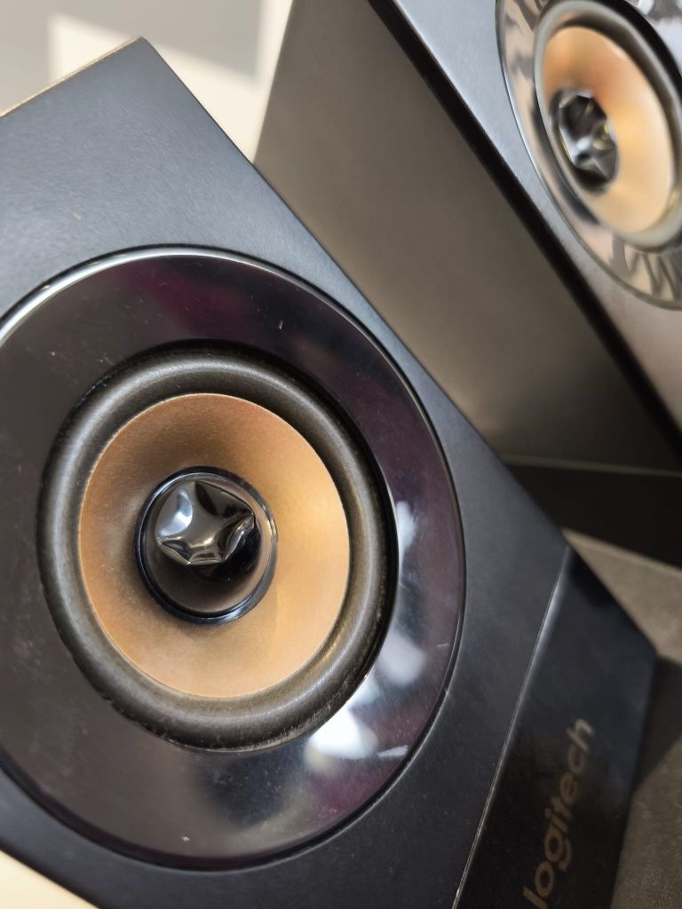 Głośniki Logitech 2.1 Z533