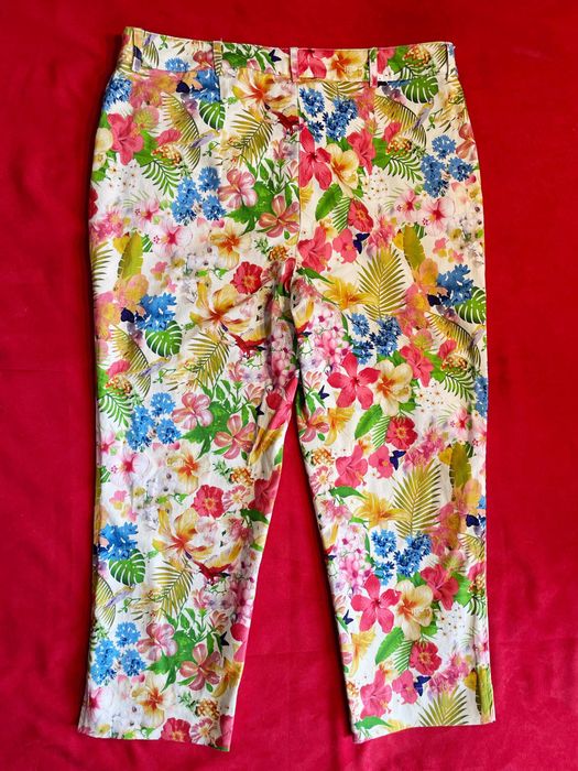 Spodnie damskie letnie, wzór w kwiaty, rozm. L/XL, Sara Lindholm