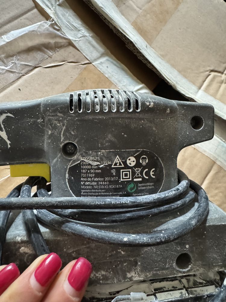 Lixadora elétrica vibratória Powertool