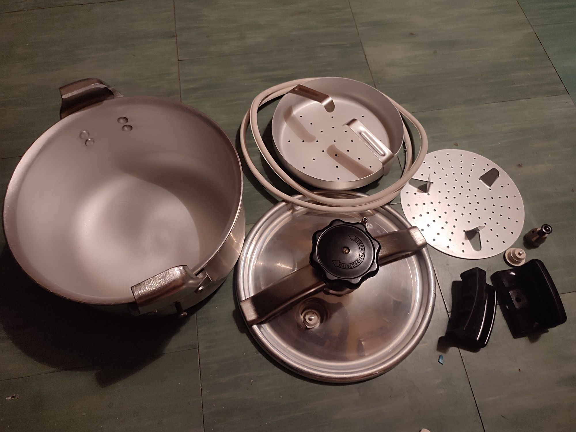 Szybkowar garnek PRL aluminiowyi vintage nowy