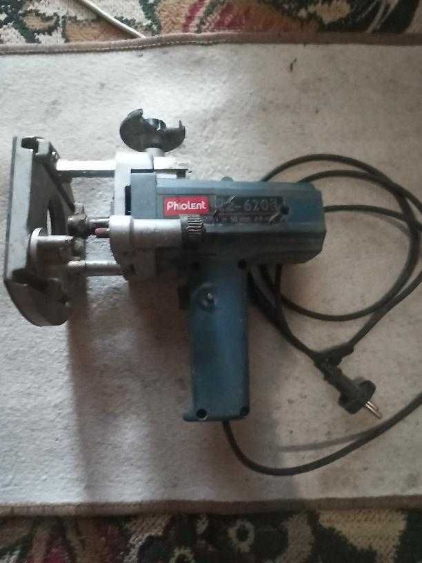 Phiolent R2 620E фрезерный станок