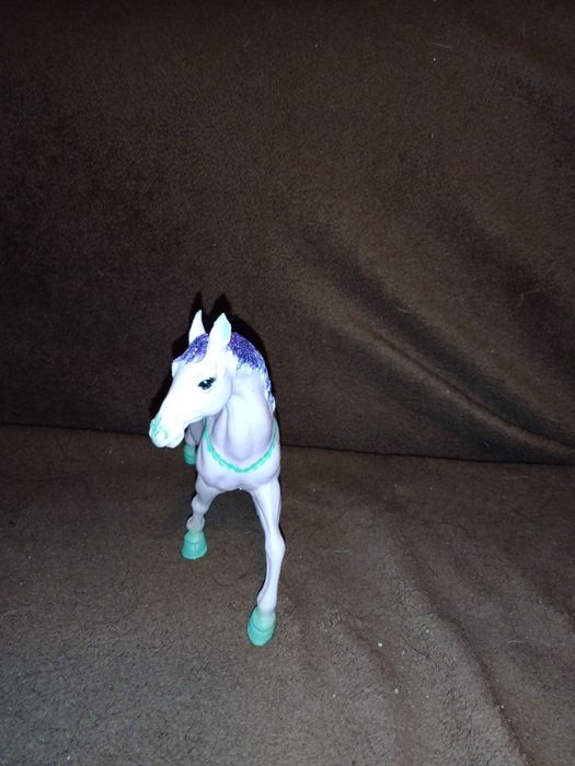 Лошадь игровая розовая