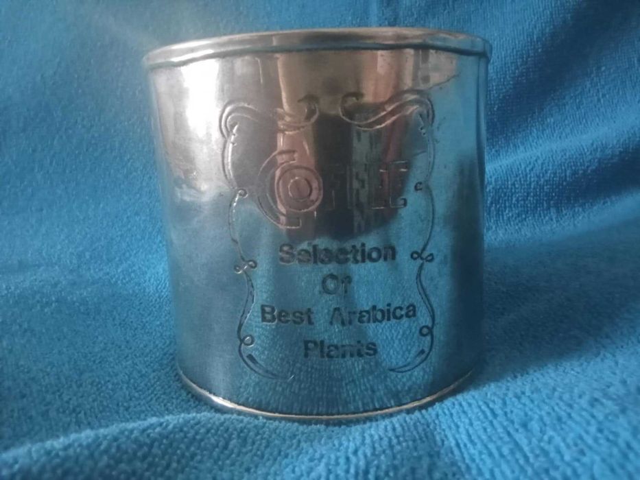 Antiga Lata para Café em Casquinha