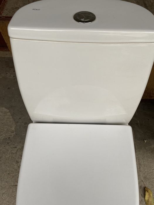 Унітаз фірми коло