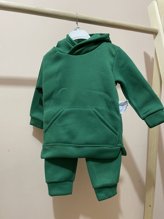 Теплий костюм у розмірі 98-104см для хлопчика і дівчинки, унісекс