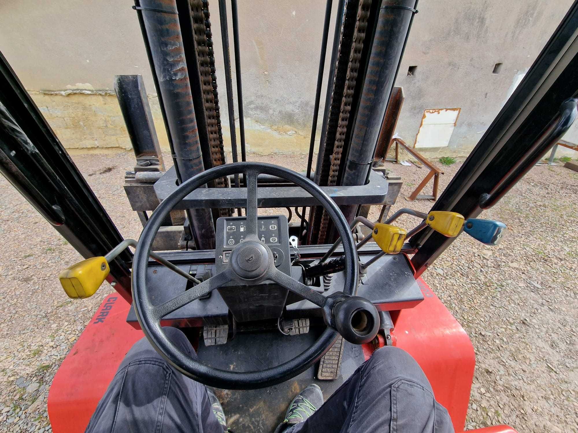 Wózek widłowy Clark GPX S50 LPG bliźniak 6t Doinwestowany