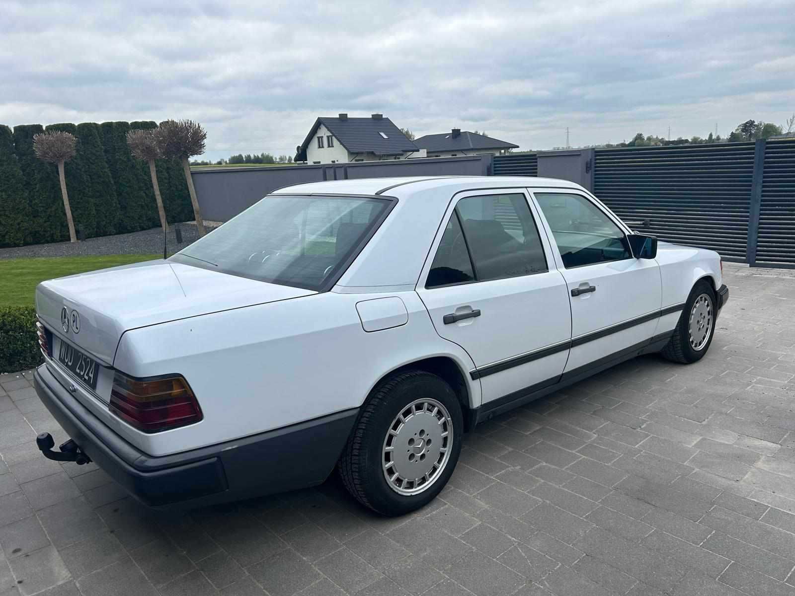 Mercedes-Benz W124  1987r 300D Klima Automat Stan IDEALNY!