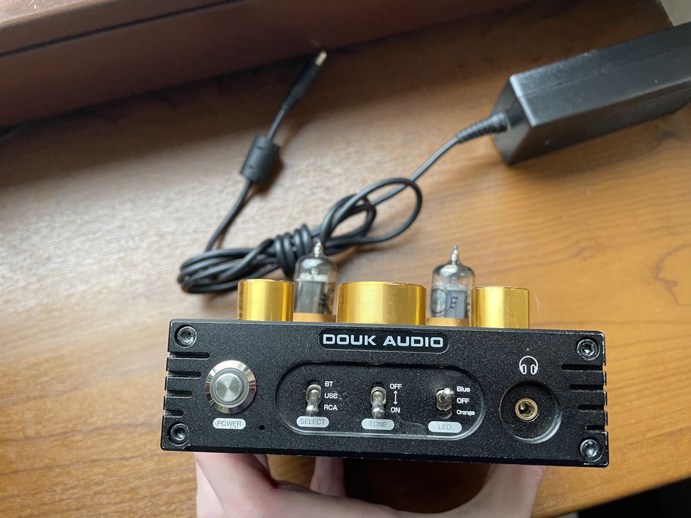 Ламповий підсилювач Douk audio P1